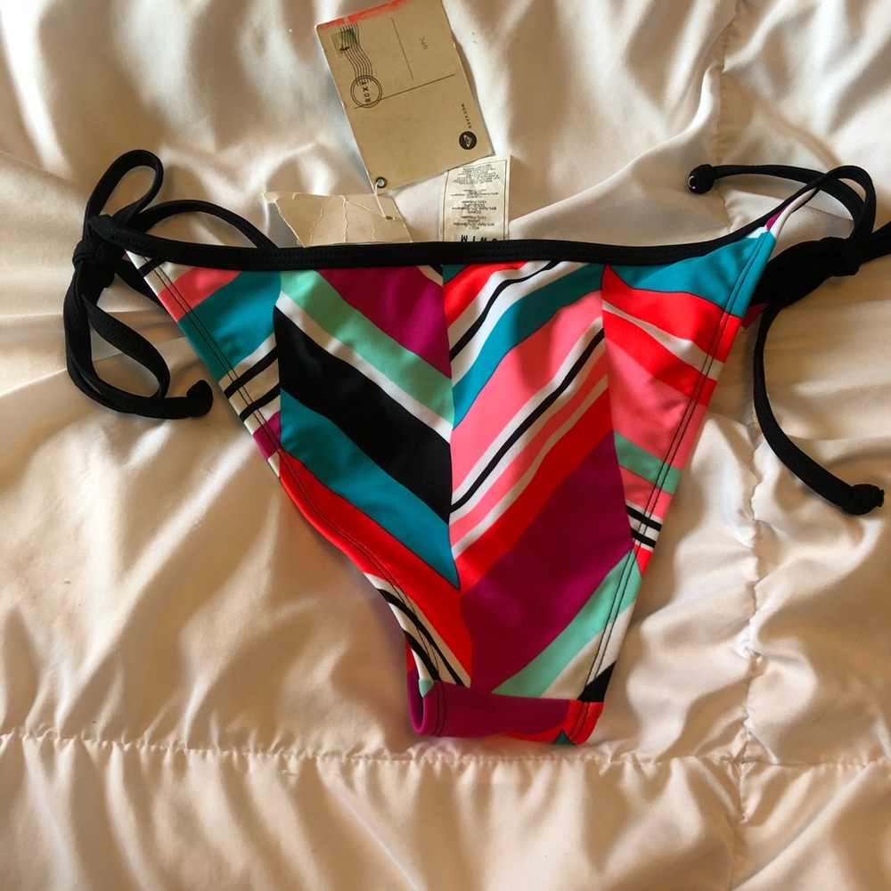 NEW Roxy Bikini Bottoms - Picture 8 of 10